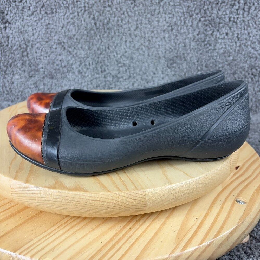 Crocs Shoes Tortoise Shell Flats Womens Size 8 Slip On Cap Toe Casual Loafer